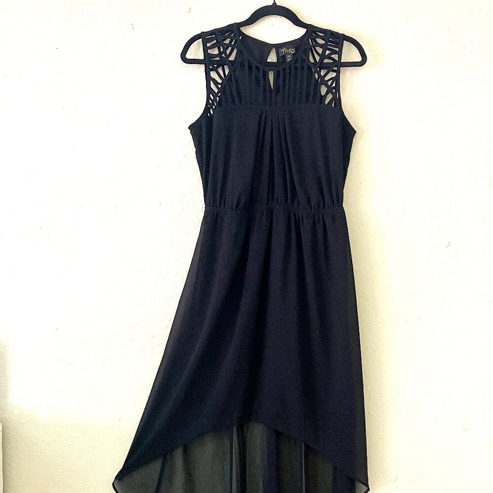 Thalia Sodi Black Keyhole/Lattice Detail High-Lo Dress (M)